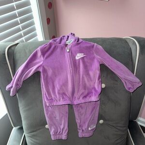 Nike Kids Sweatsuit
